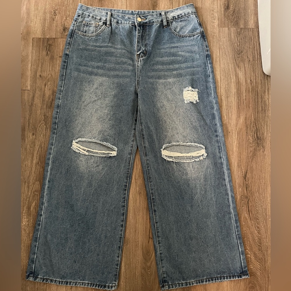 Women’s Wide Leg Jeans